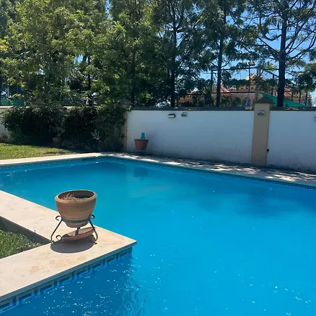 Andalusian By The Beach! Vakantiehuis Estepona