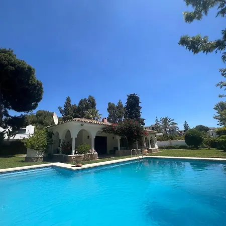 Vakantiehuis Andalusian By The Beach! *